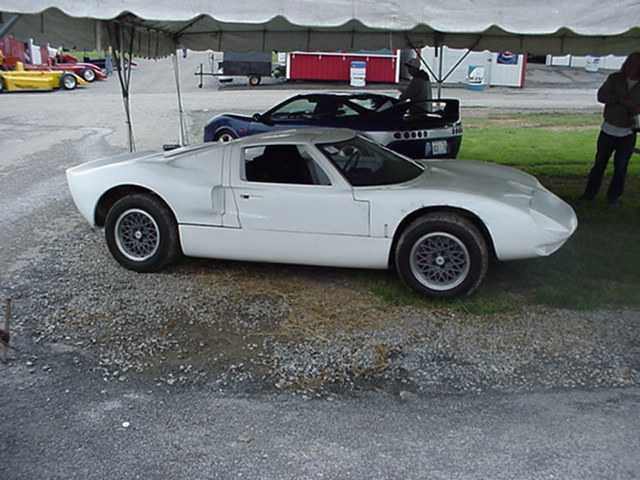 Fiero Based V8 GT40 Replica | GT40s